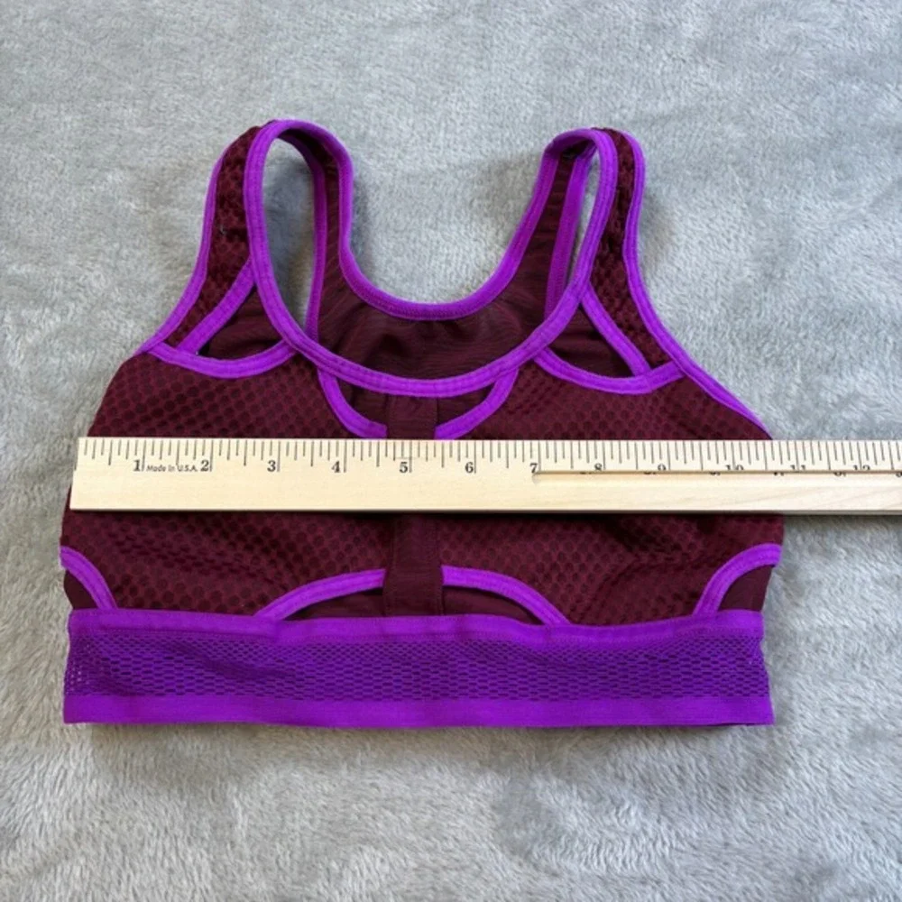 Nike Sports Bra Women XS‎ Purple Dri Fit Ultrabreathe Medium Support CJ0149 638